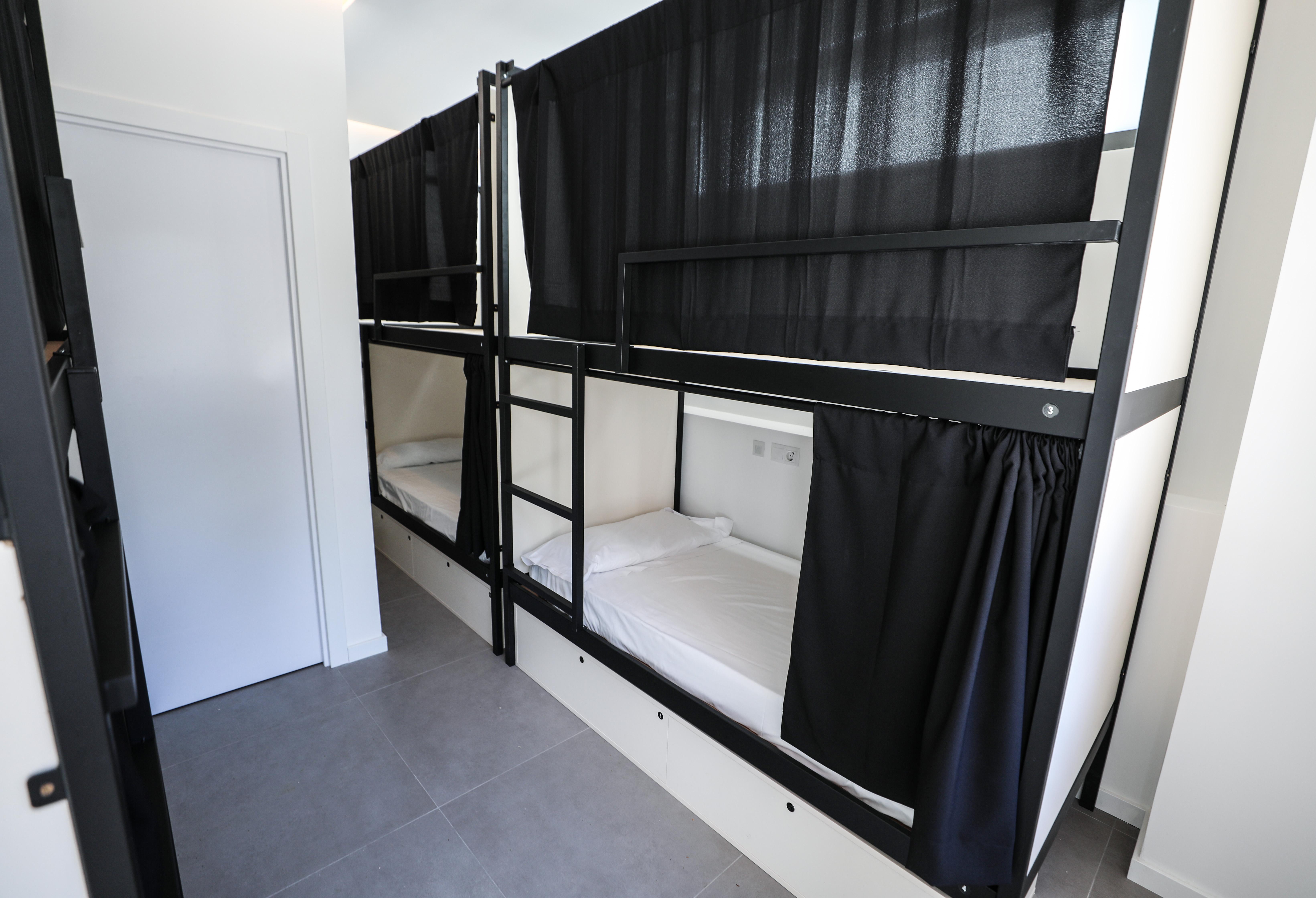 Hostel Myd La Latina Madrid Ngoại thất bức ảnh