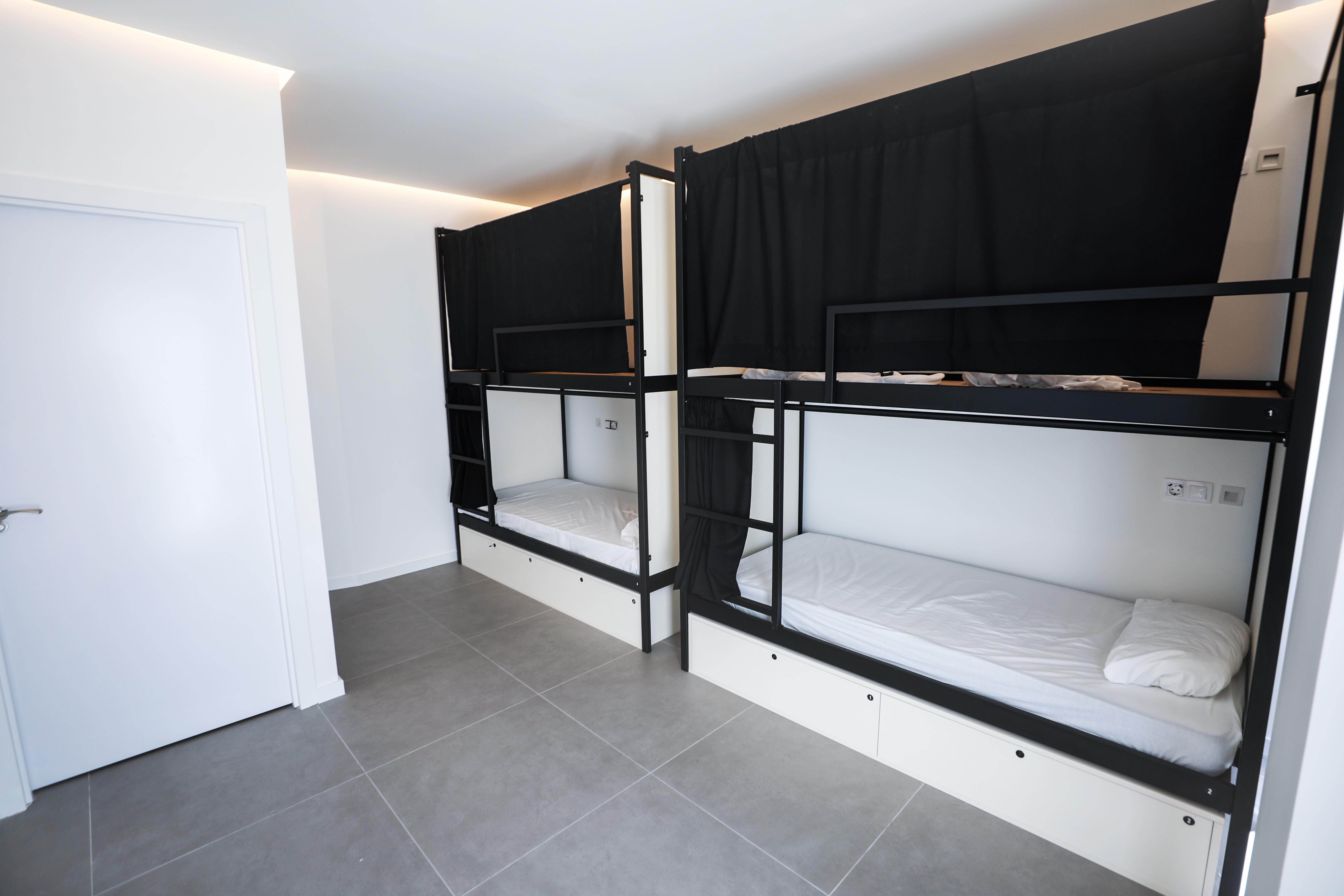 Hostel Myd La Latina Madrid Ngoại thất bức ảnh